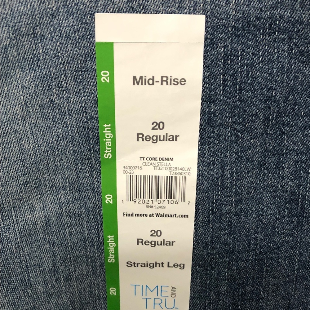 NWT womens Time and Tru  Blue Mid-Rise Straight Jeans - Picture 3 of 5